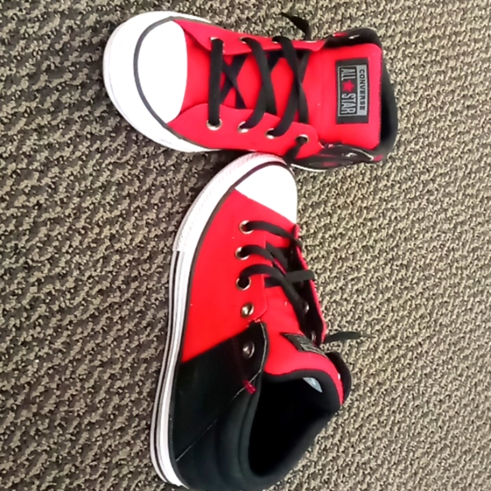 Kids shoes size 3